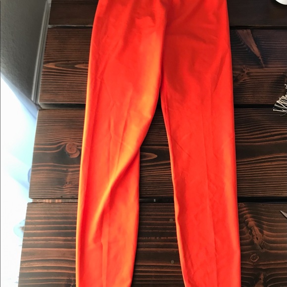 Sold in bundle - Picture 3 of 9